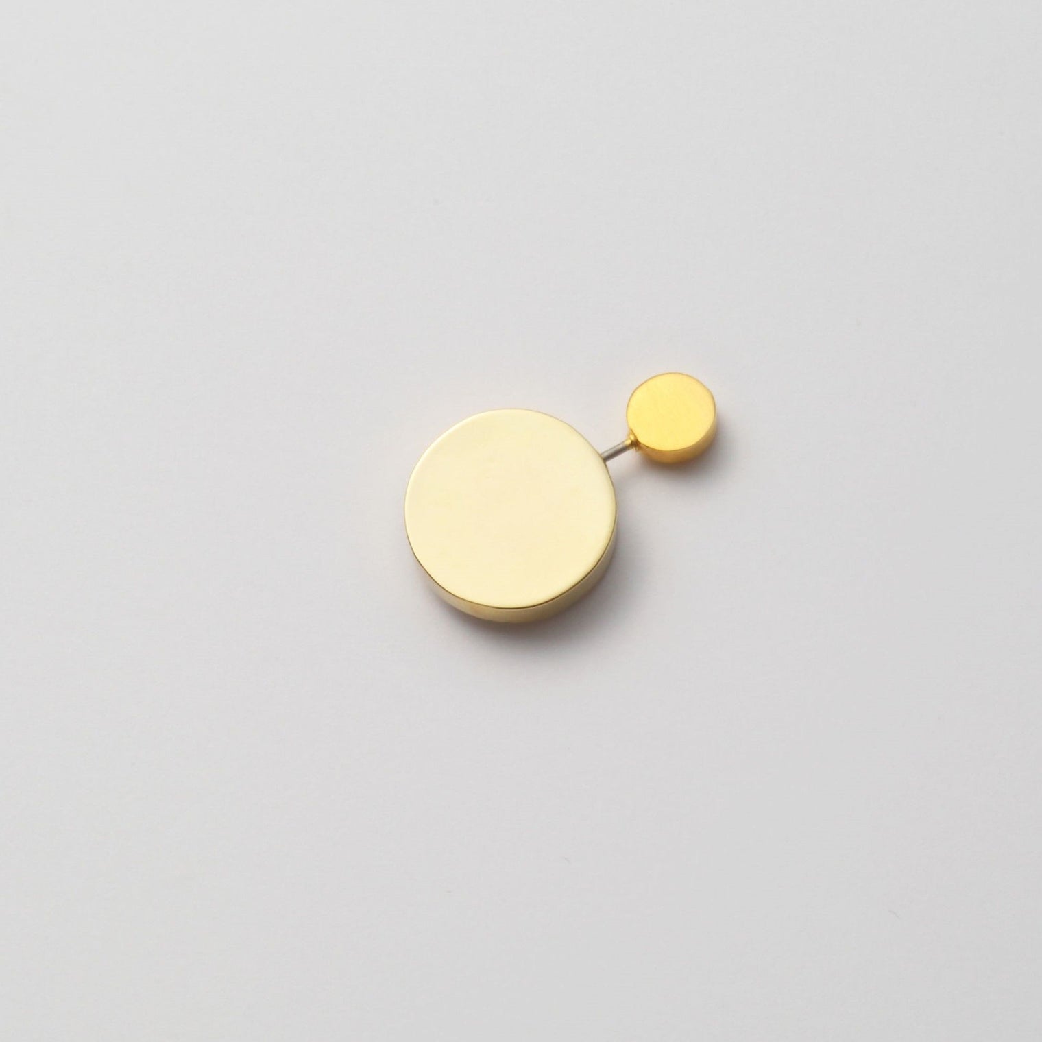 silhouette figure pearl rivets (Front:6mm, Catch:13mm)