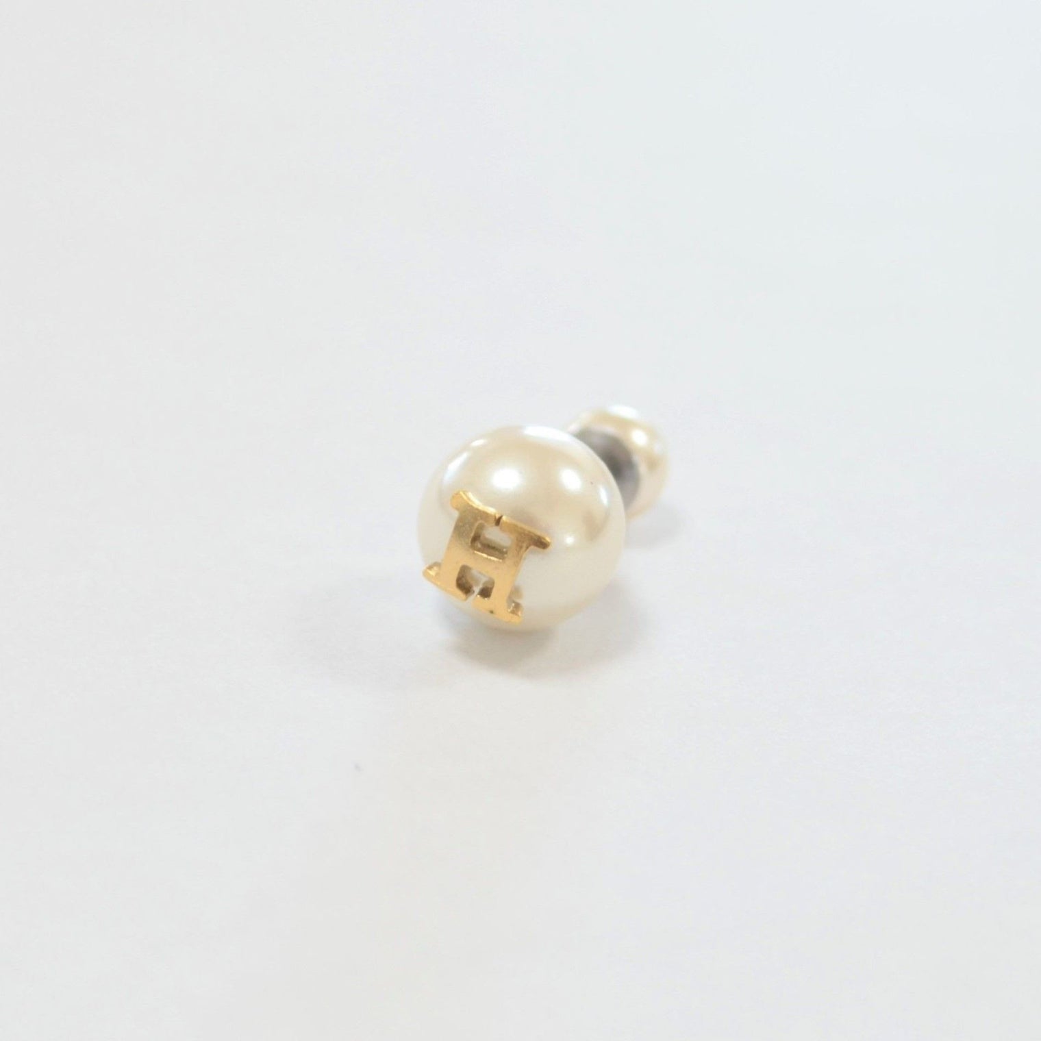 Initial pierce (clasp)