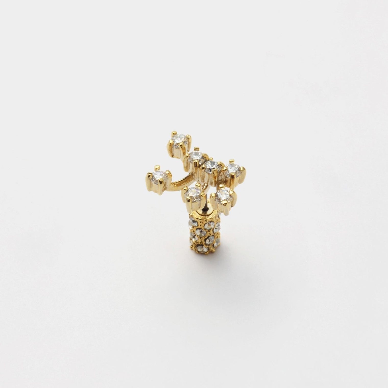 7 cubic zirconia pierce (pave clasp)