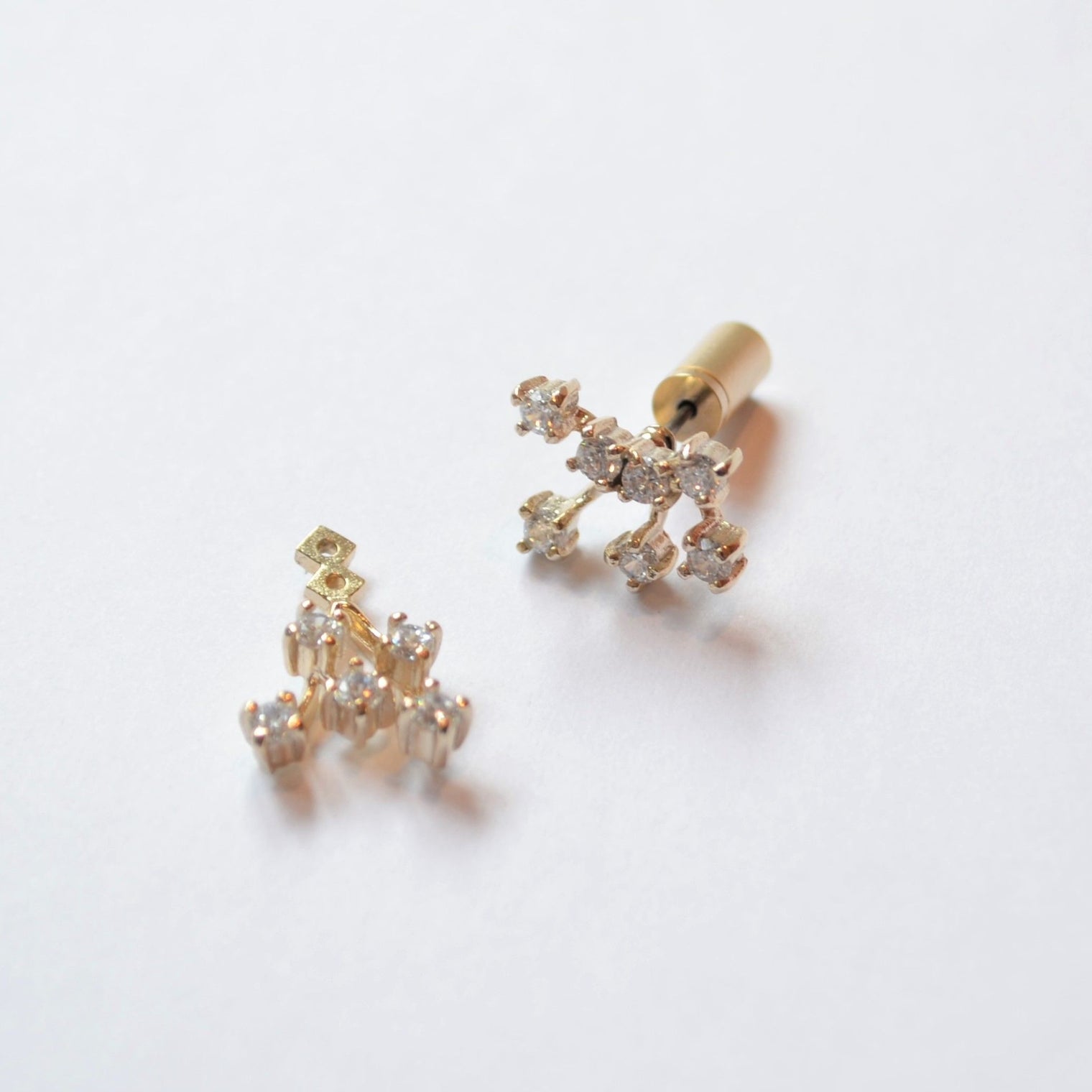 7 cubic zirconia + 5 cubic zirconia pierce