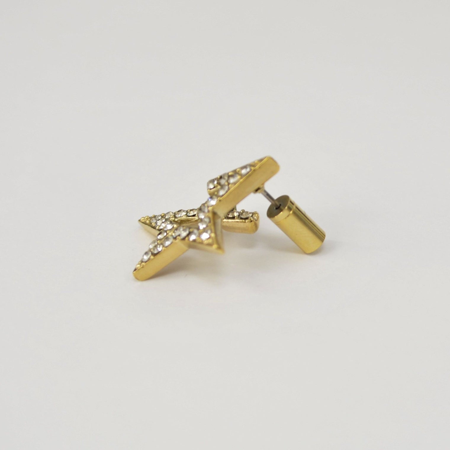 Star openwork pierce (pave)