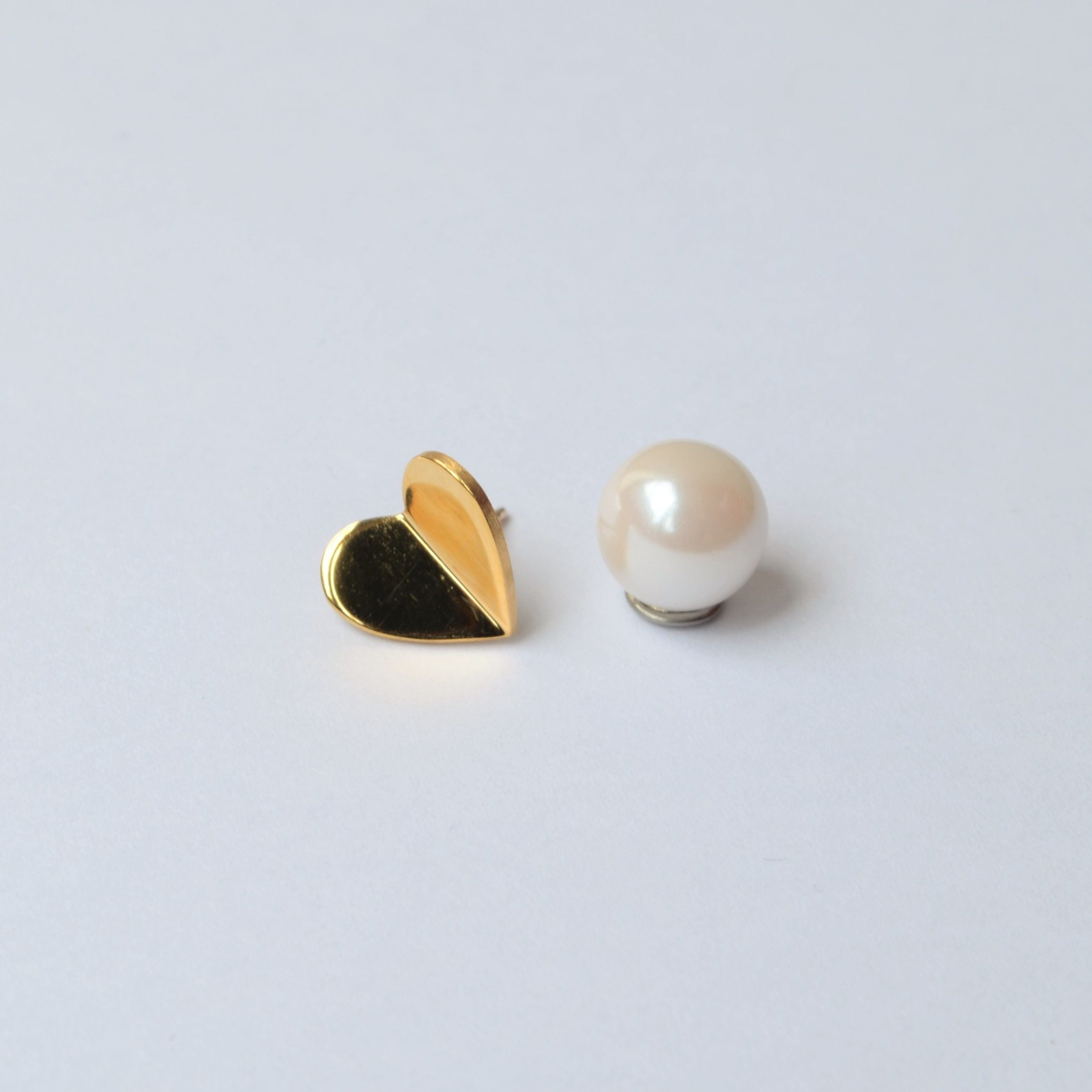 Small heart pierce (gold)