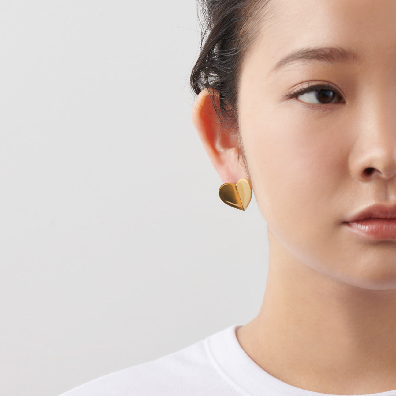 Middle heart pierce (gold) – MAYU online store
