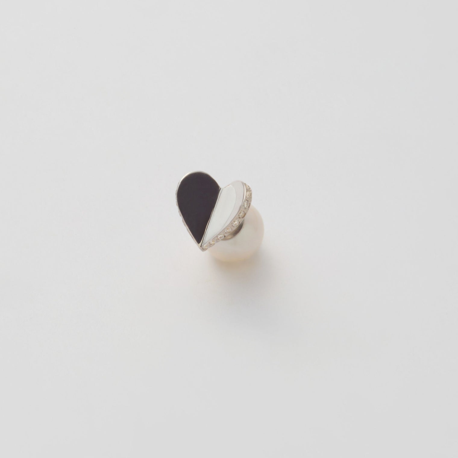 Small heart line stone pierce (silver / cubic zirconia)