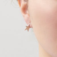 Tiny star line stone pierce (silver / cubic zirconia / pearl clasp)