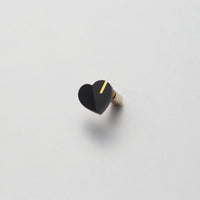 mini Heart pierced earring (Onyx/ K10 post)