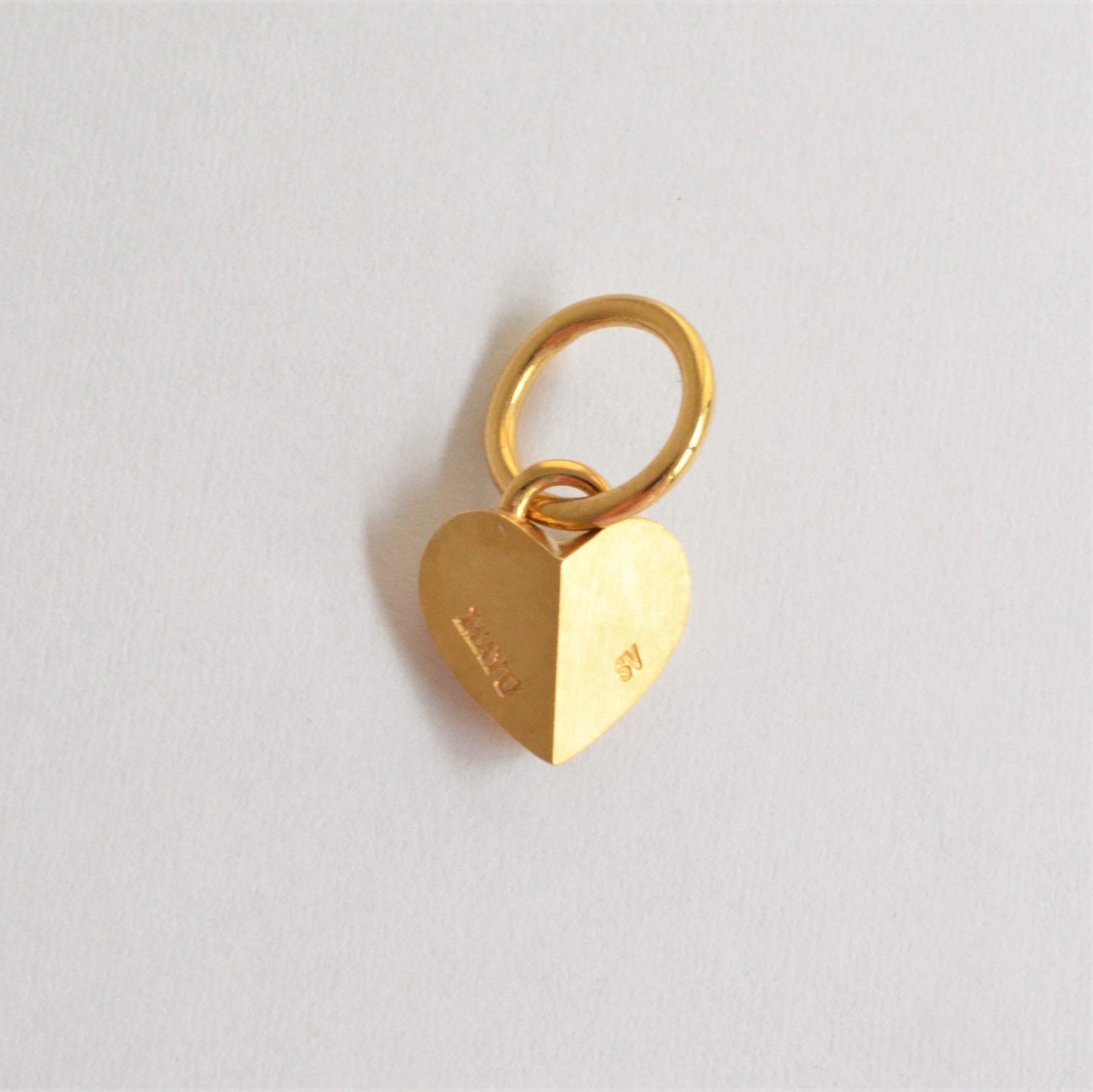 Small heart charm (gold / cubic zirconia)
