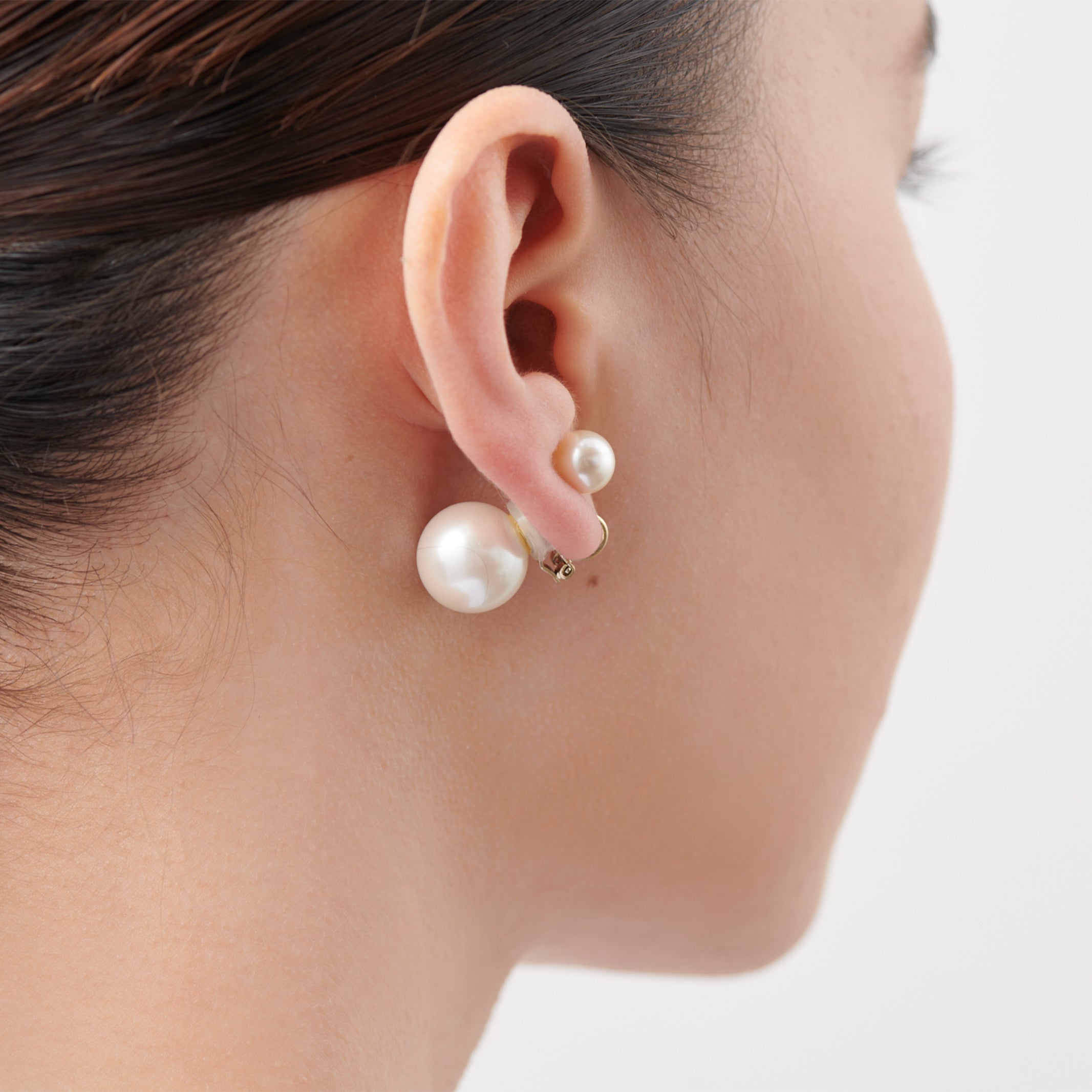 basic pearl rivets earring(white)