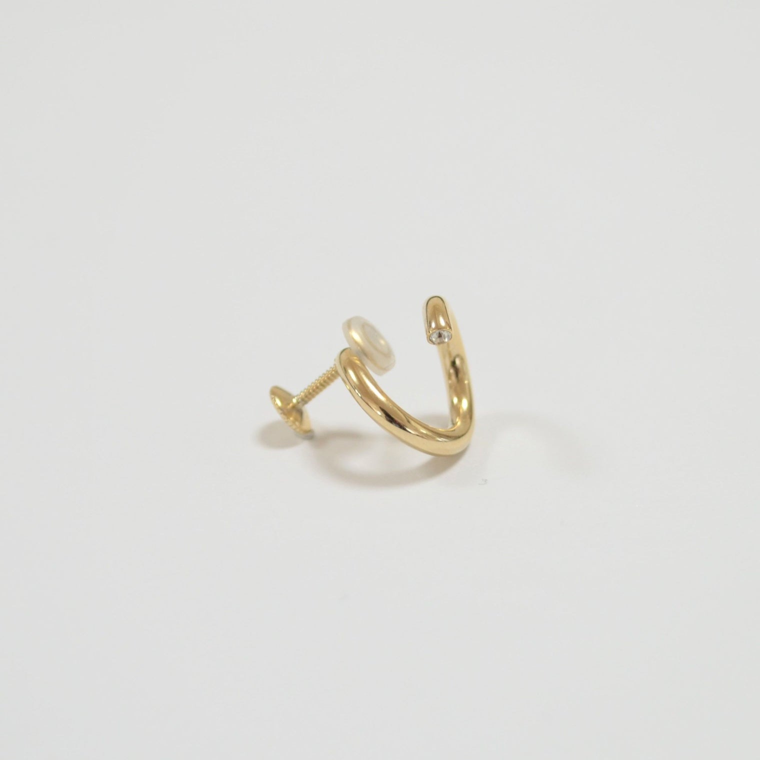 tiny circle earring (gold)