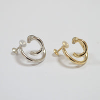 crossing double hoop earring