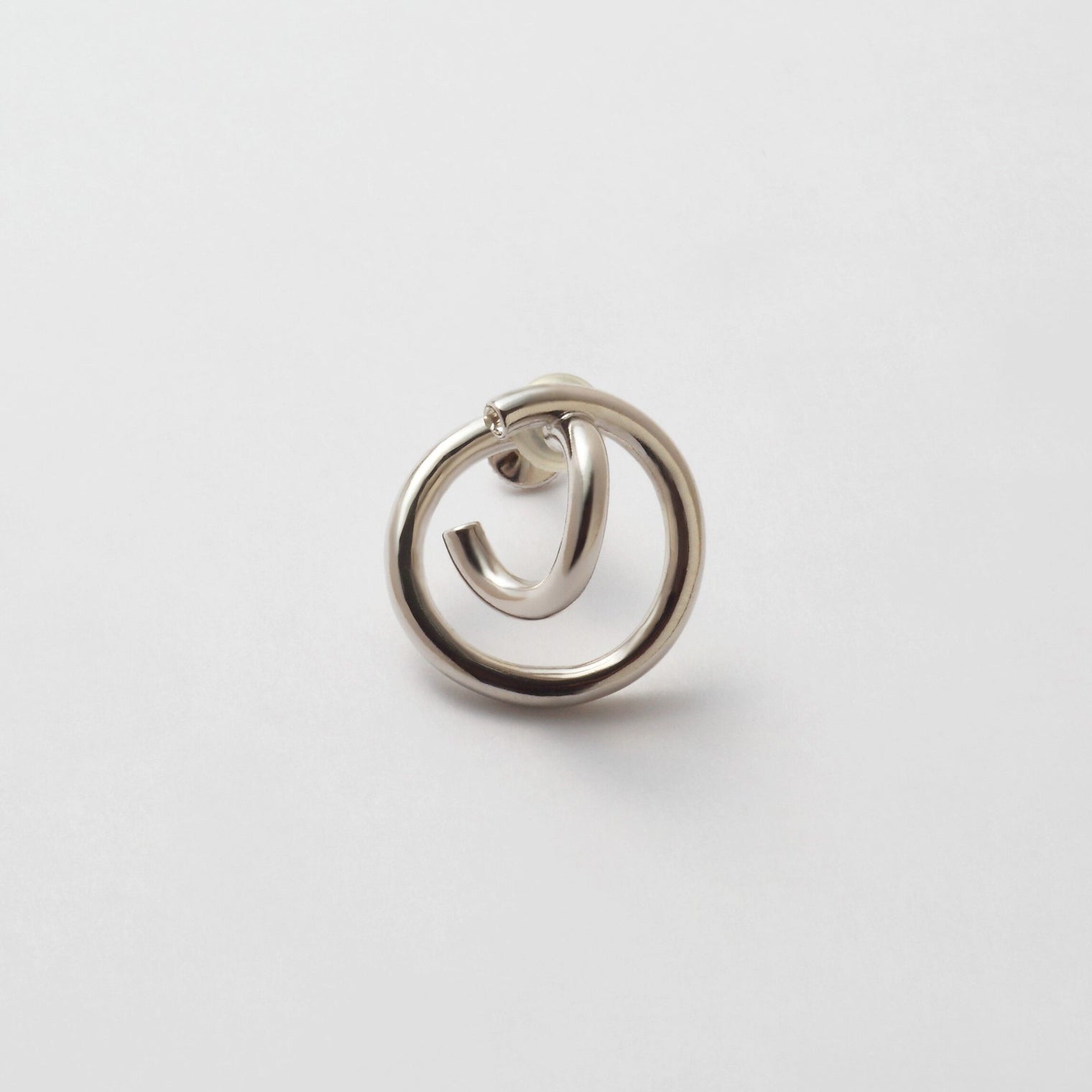 crossing double hoop earring