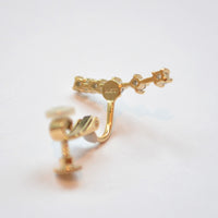 5 cubic zirconia earring