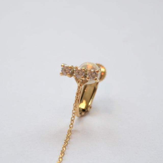 3 cubic zirconia top +2 cubic zirconia earring