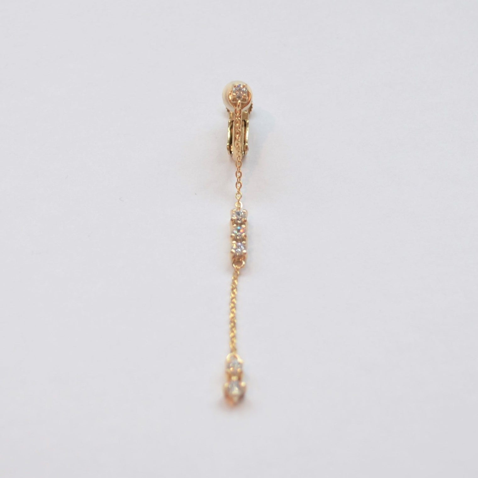1 cubic zirconia top +5 cubic zirconia earring