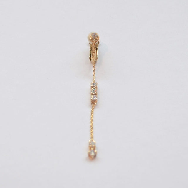 1 cubic zirconia top +5 cubic zirconia earring