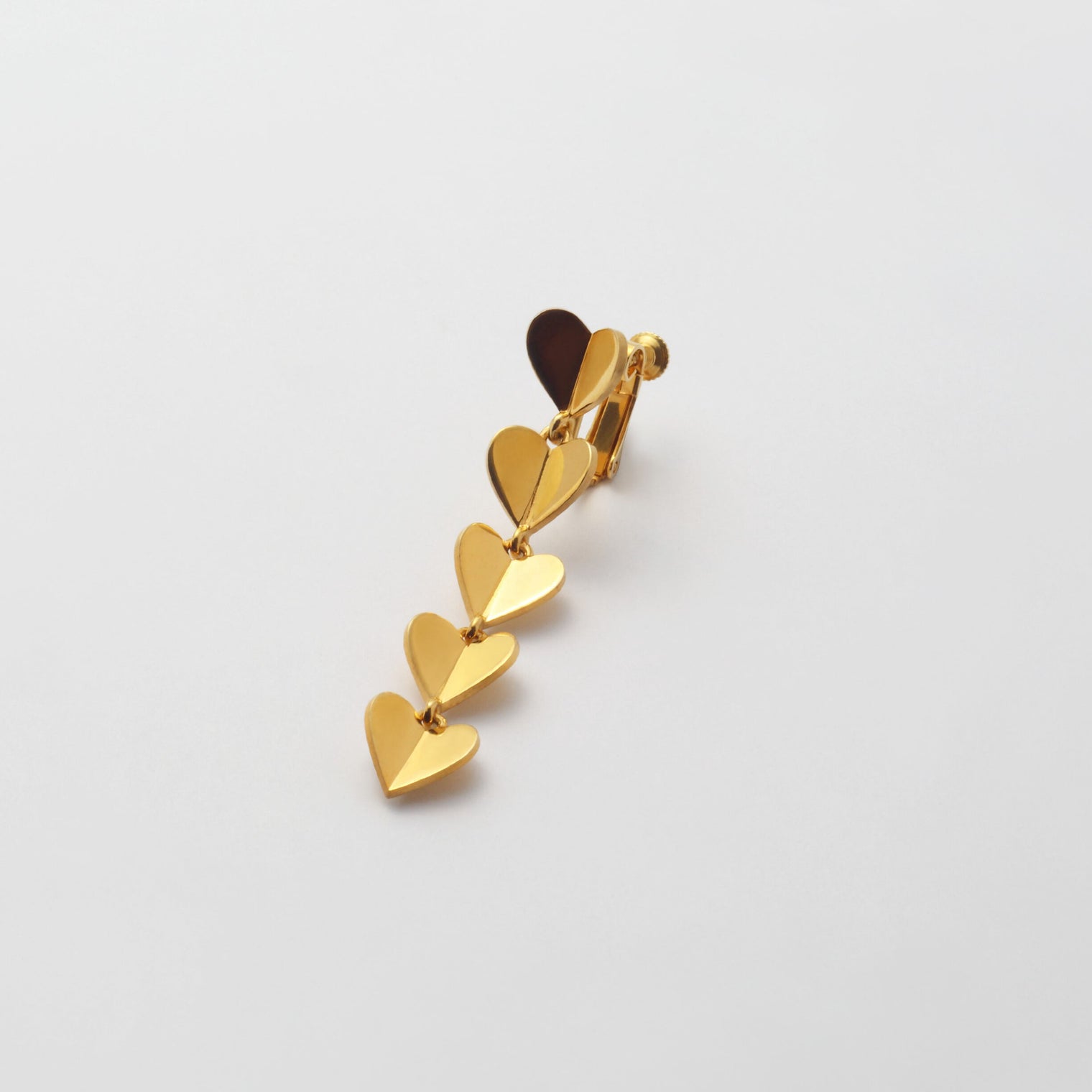 5 hearts earring