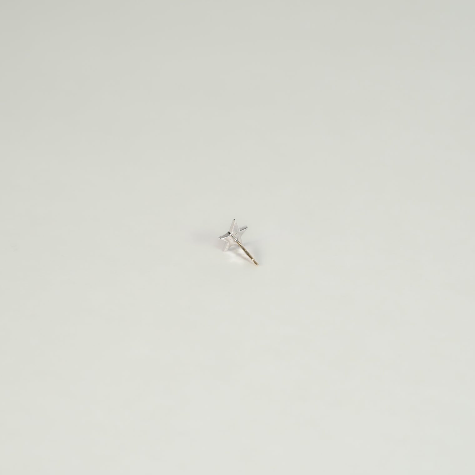 Tiny star pierce (Silver) pearl