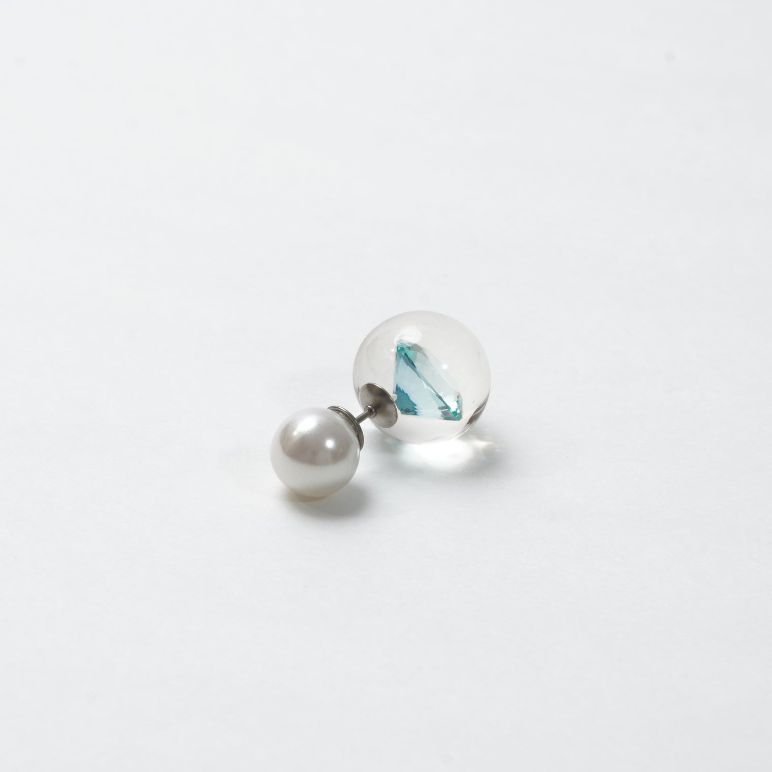 inclusion pierce (cubic zirconia / blue)