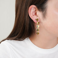 5 hearts earring